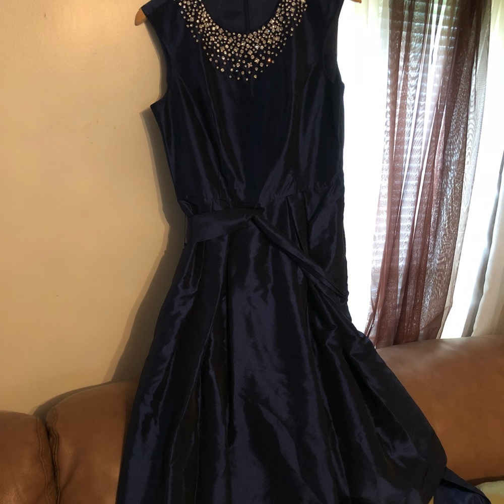 Dress - Picture 2 of 6